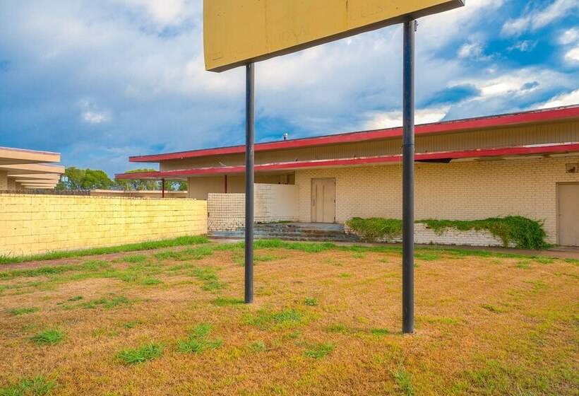 Town & Country Motel Bossier City By Oyo