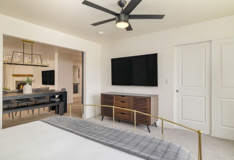 White Agate By Avantstay Pool + Playground