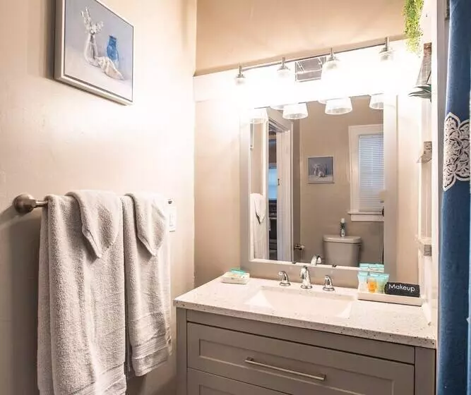 Wine Valley Bungalow