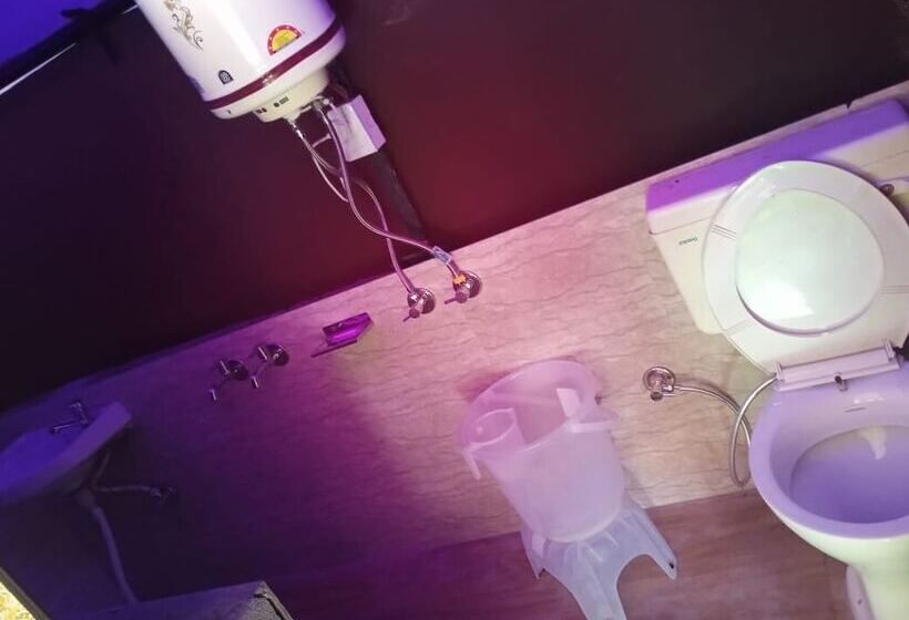 Bed and Breakfast Barot , Waterfall Camps And Domes, Himachal Pradesh