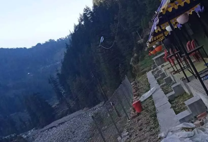 Aamiaismajoitus (B&B) Barot , Waterfall Camps And Domes, Himachal Pradesh