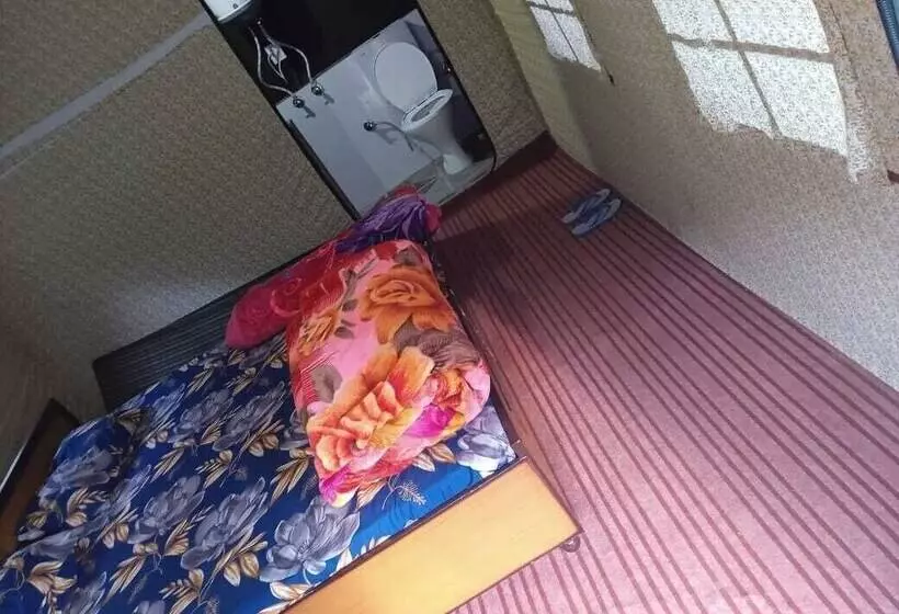 Aamiaismajoitus (B&B) Barot , Waterfall Camps And Domes, Himachal Pradesh