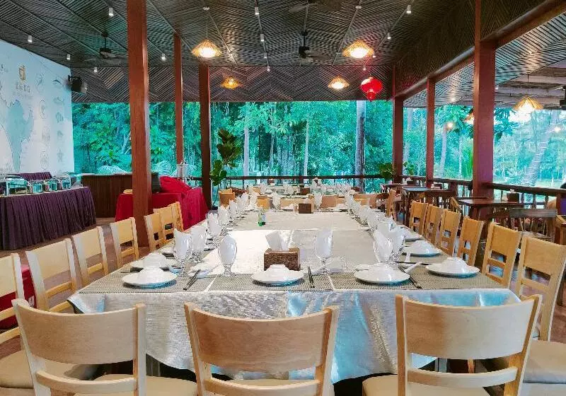 Dg Royal Resort