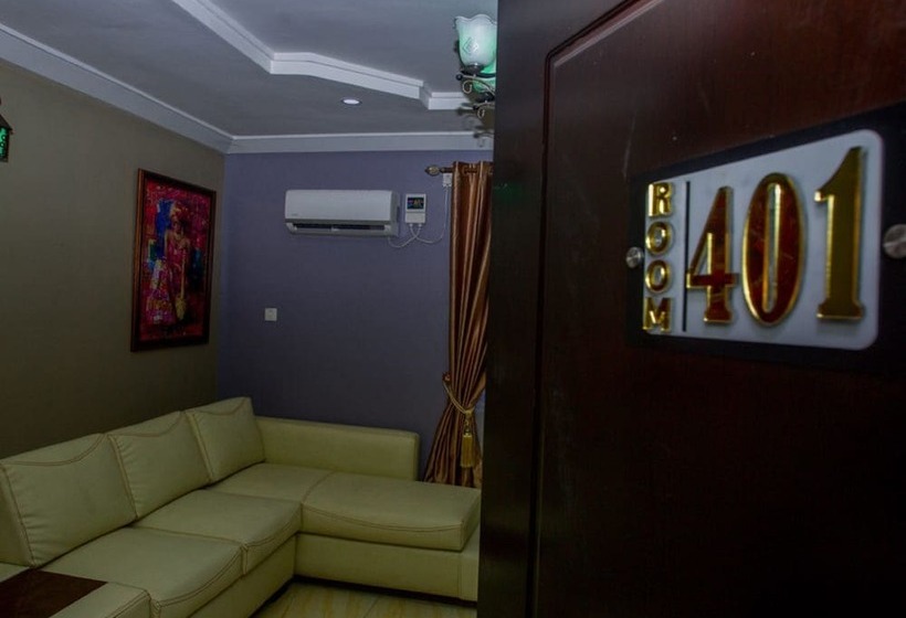 Doreen Grand Hotel & Suites