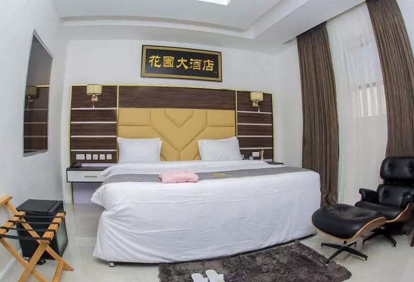 Garden Top Hotel Festac