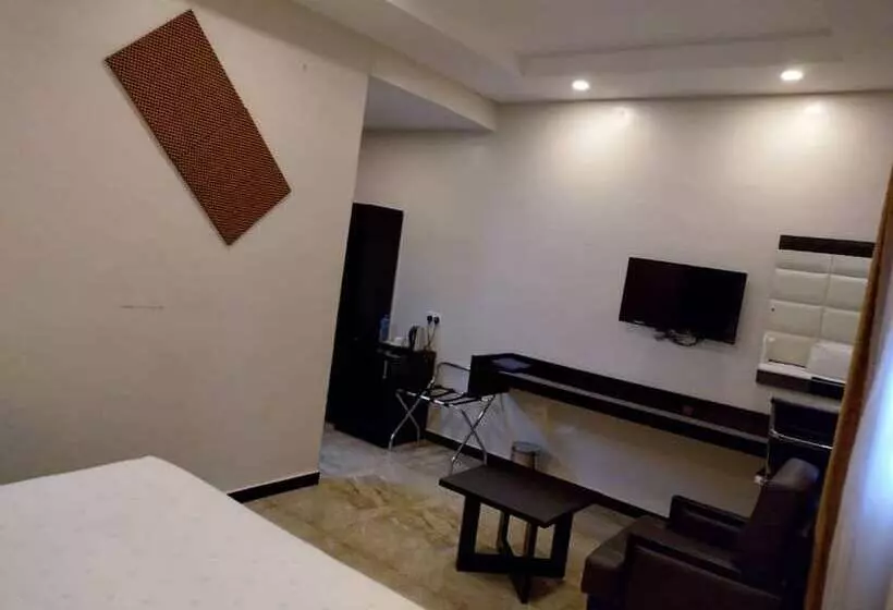 هتل Adig Suites Abakaliki