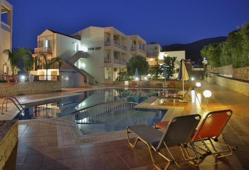 Отель Amara Seaside By Estia