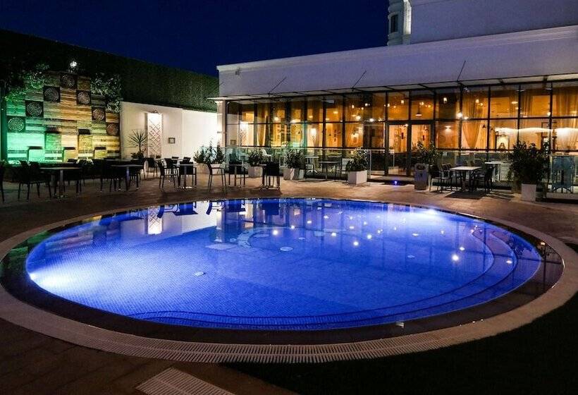 هتل Atlantis Bejaia Aéroport