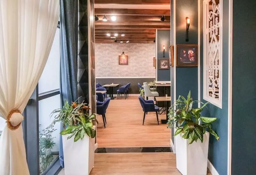 هتل Atlantis Bejaia Aéroport