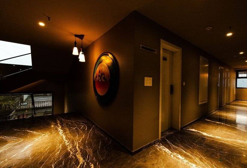 ホテル Brij Residency