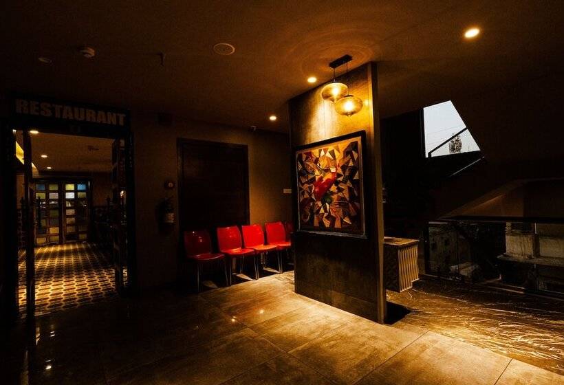 ホテル Brij Residency