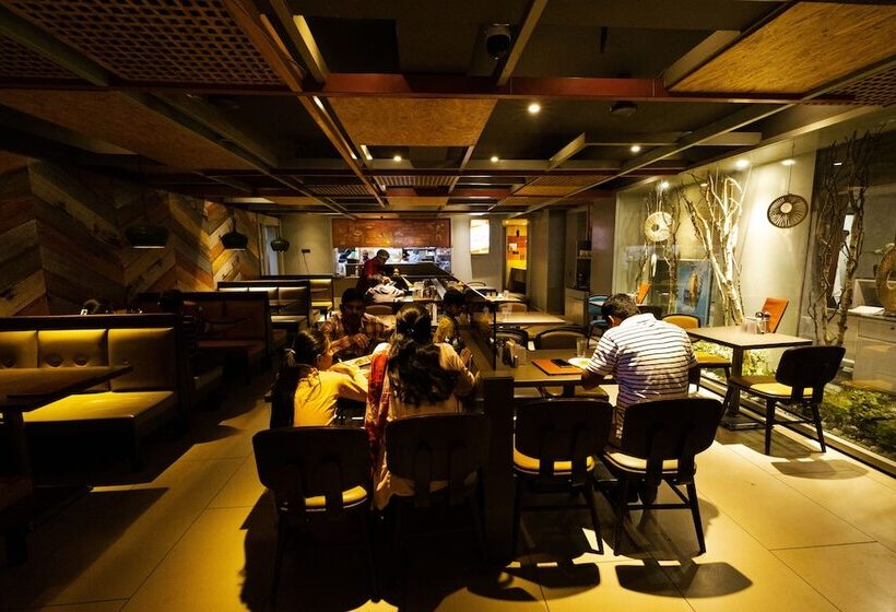 ホテル Brij Residency