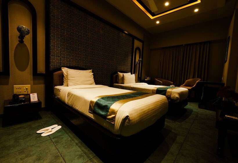 ホテル Brij Residency