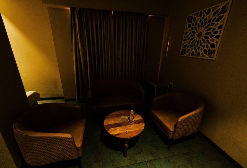 ホテル Brij Residency