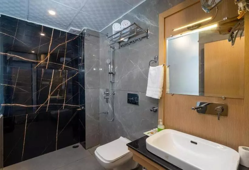 Buddha S Abode  Best Hotel In Mcleodganj Main Market