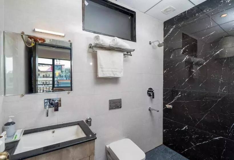 Buddha S Abode  Best Hotel In Mcleodganj Main Market