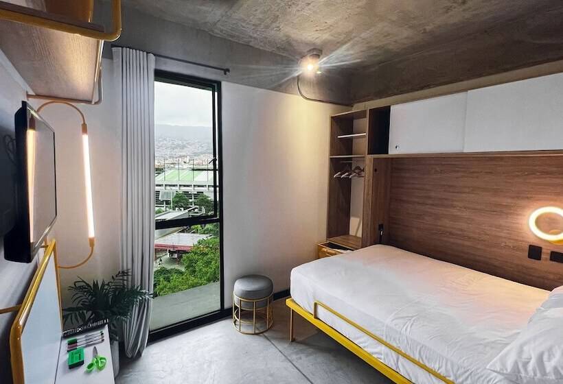 בית מלון כפרי Indie Universe Creative