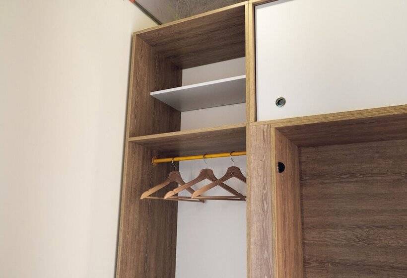 בית מלון כפרי Indie Universe Creative