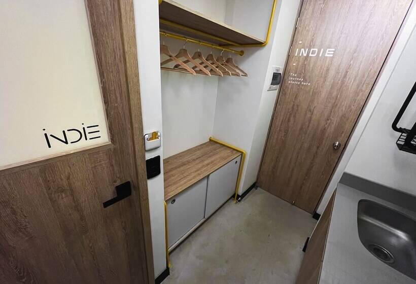 בית מלון כפרי Indie Universe Creative