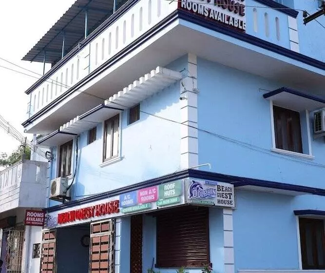 Hotelli Dolphin Beach Guest House