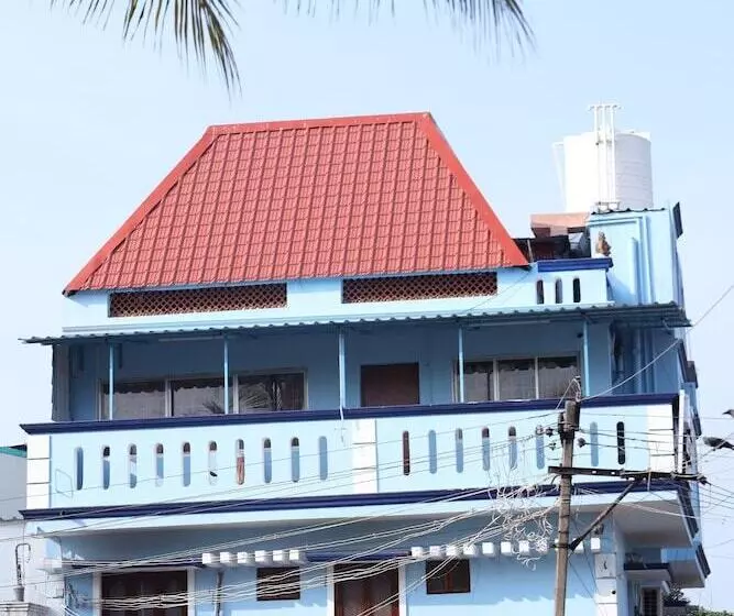 Hotelli Dolphin Beach Guest House