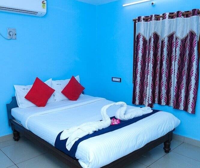 Hotel Dolphin Beach Guest House