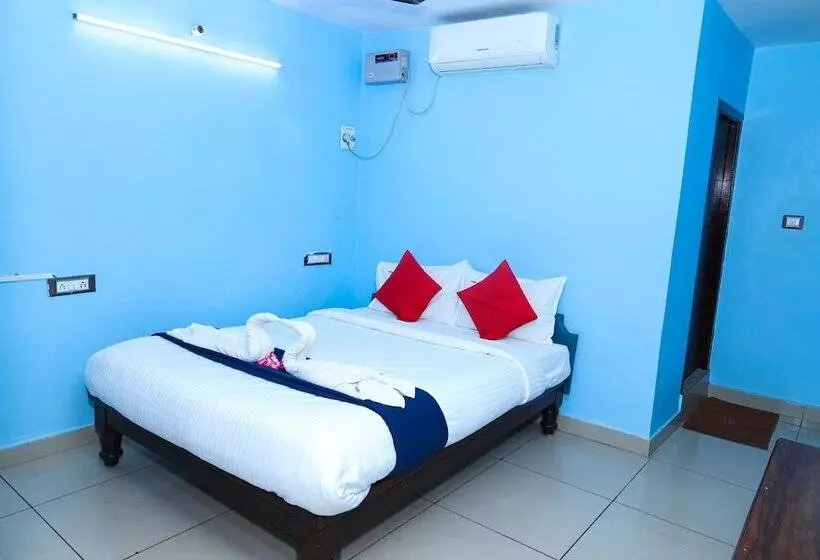 Hotelli Dolphin Beach Guest House