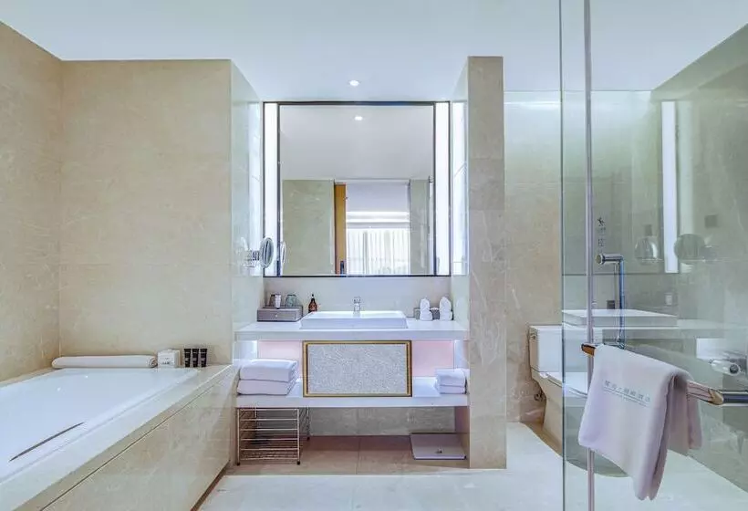 Hotelli Egret Island Lakeside