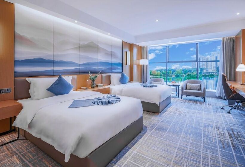 Otel Egret Island Lakeside