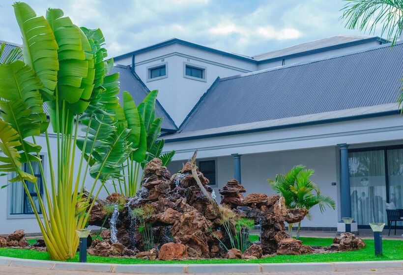 هتل Ezulwini Villa