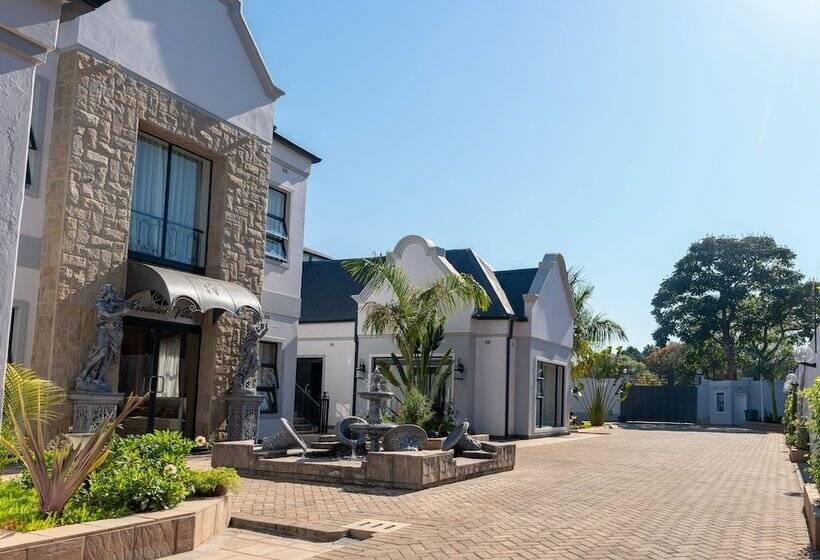 هتل Ezulwini Villa