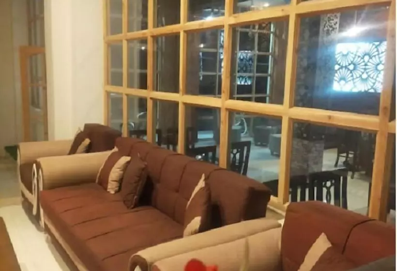 هتل 5star & Restaurant Skardu