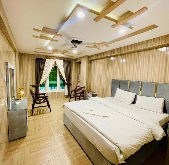 هتل 5star & Restaurant Skardu