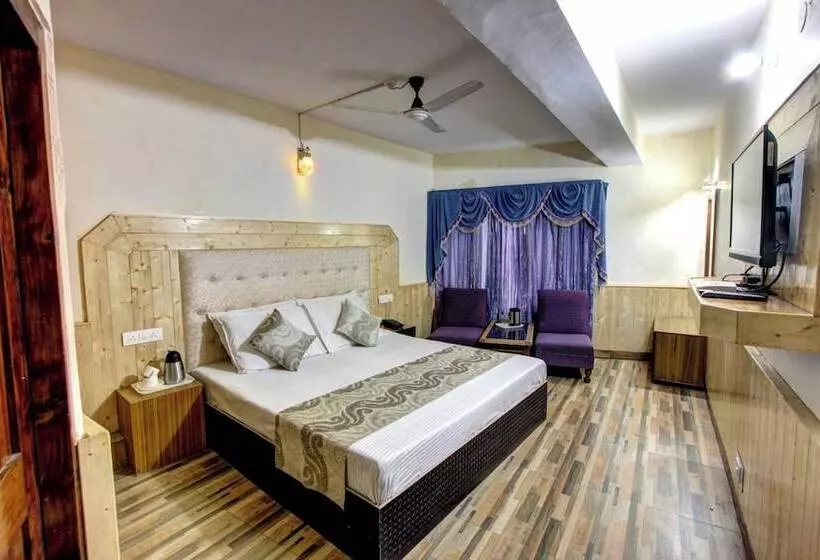 ホテル Goroomgo Highway Inn Manali