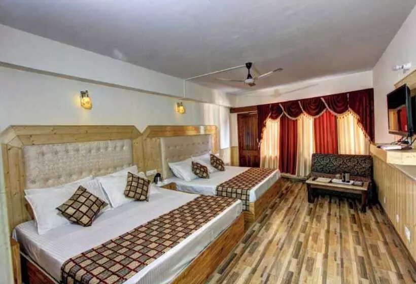 ホテル Goroomgo Highway Inn Manali