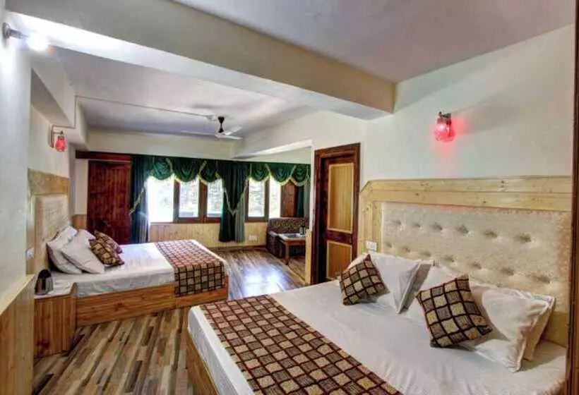 ホテル Goroomgo Highway Inn Manali