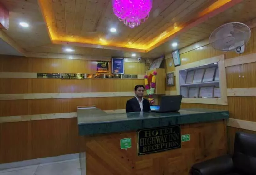 ホテル Goroomgo Highway Inn Manali