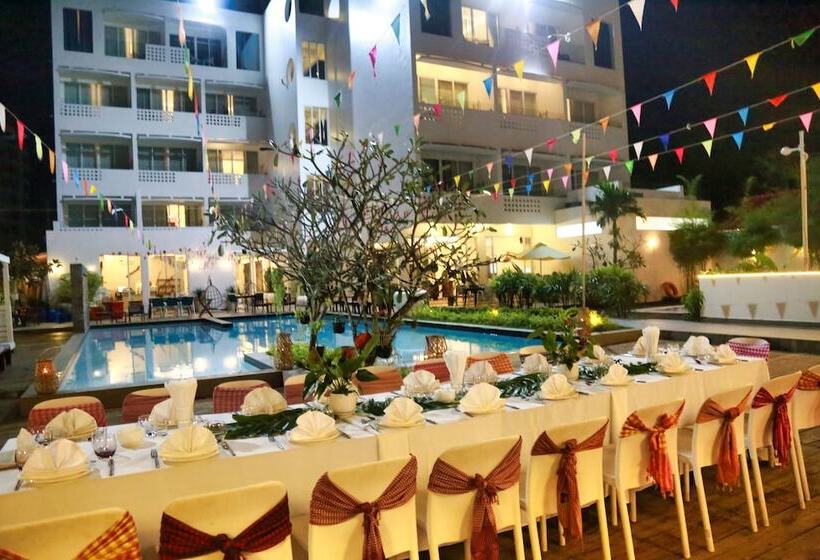 בית מלון כפרי Naiya Sea Resort