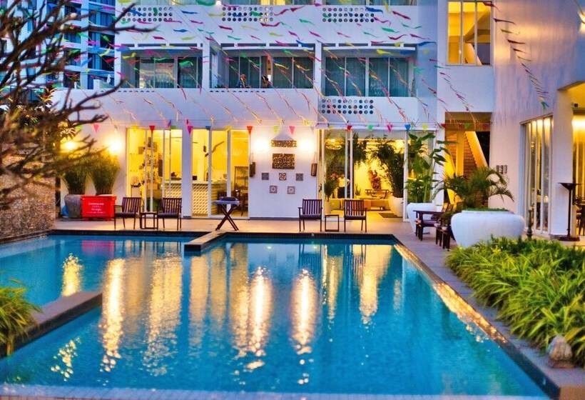 בית מלון כפרי Naiya Sea Resort