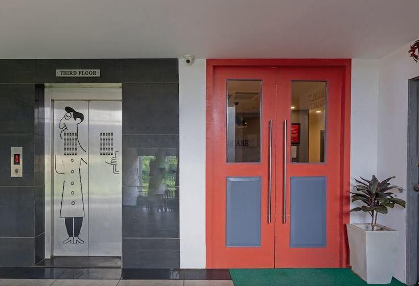 Hotelli Treebo Trend The Square