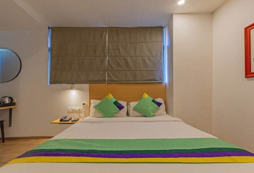 Hotelli Treebo Trend The Square