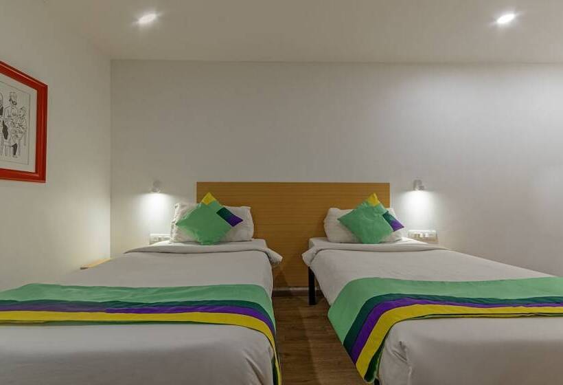 Hotelli Treebo Trend The Square