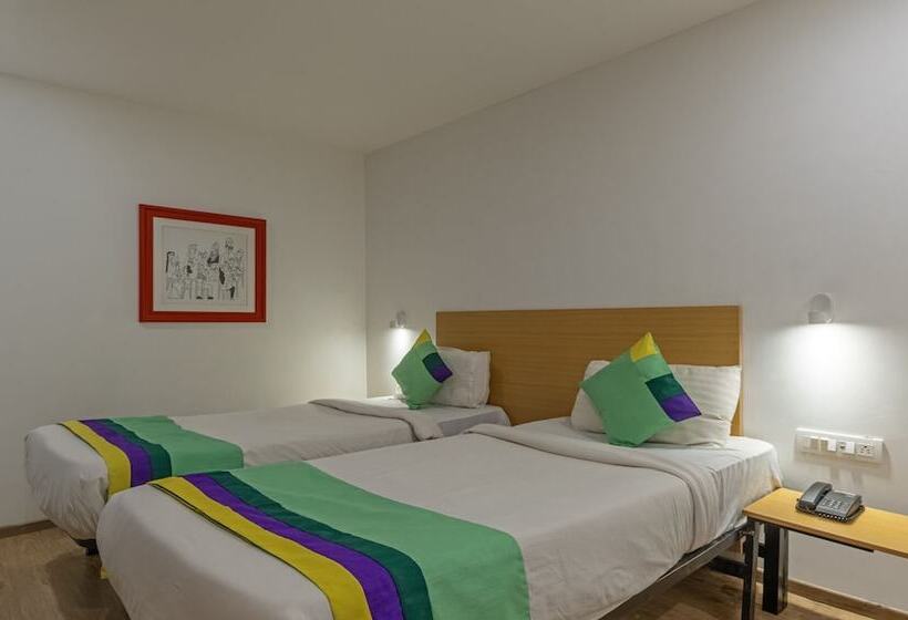 Hotelli Treebo Trend The Square