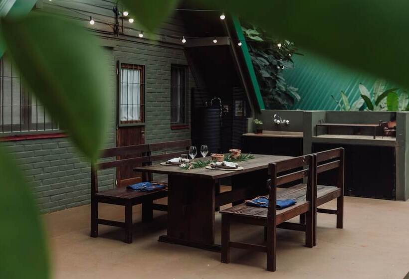 Отель Overo Lodge & Selva