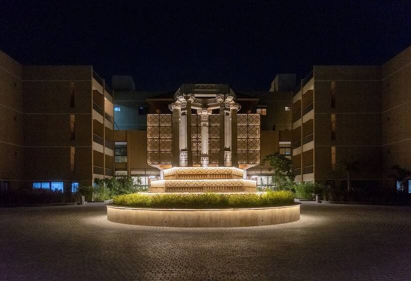 هتل Pathikashram Nilaya