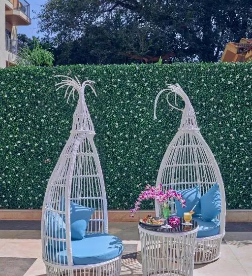 Hotelli Regenta Central Imperial Candolim Goa