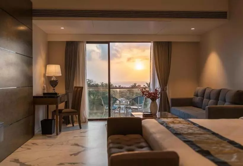 Hotelli Regenta Central Imperial Candolim Goa