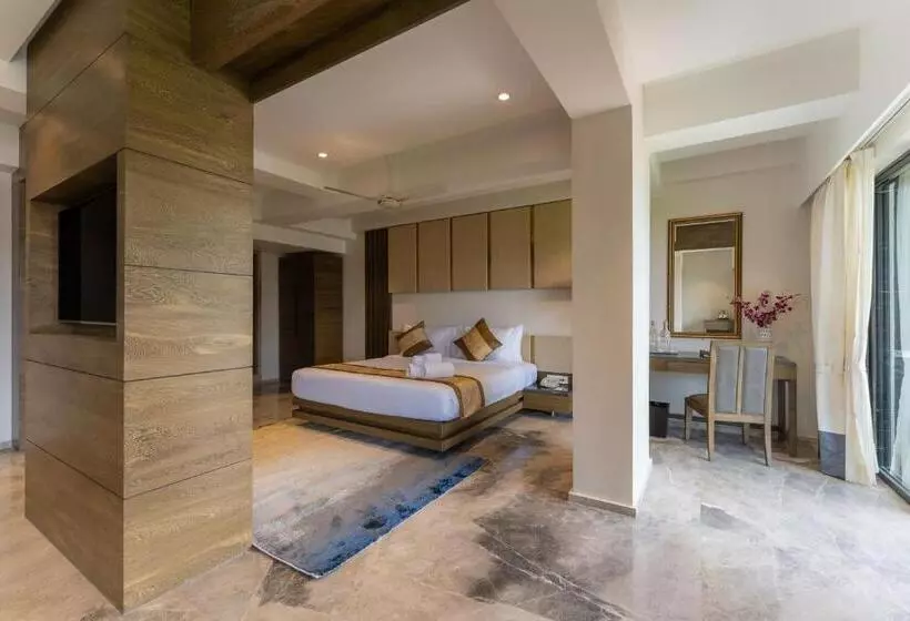 Hotelli Regenta Central Imperial Candolim Goa