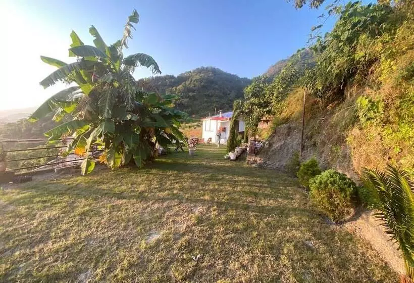 Hotelli The Bougainvillea Retreat Dehradun