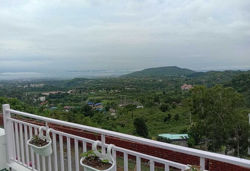 בית מלון כפרי The Bougainvillea Retreat Dehradun